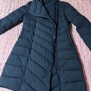Versatile MANGO black puffer coat